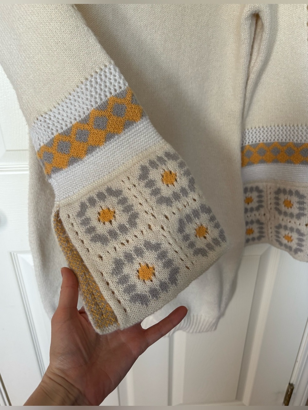 Boho Retro Cottagecore Cream Turtleneck Sweater Dress Bell Sleeve - Picture 7 of 12